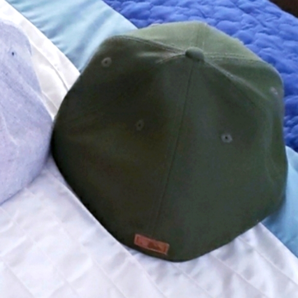 MLB Army Green New Era Yankee Hat - Picture 3 of 7